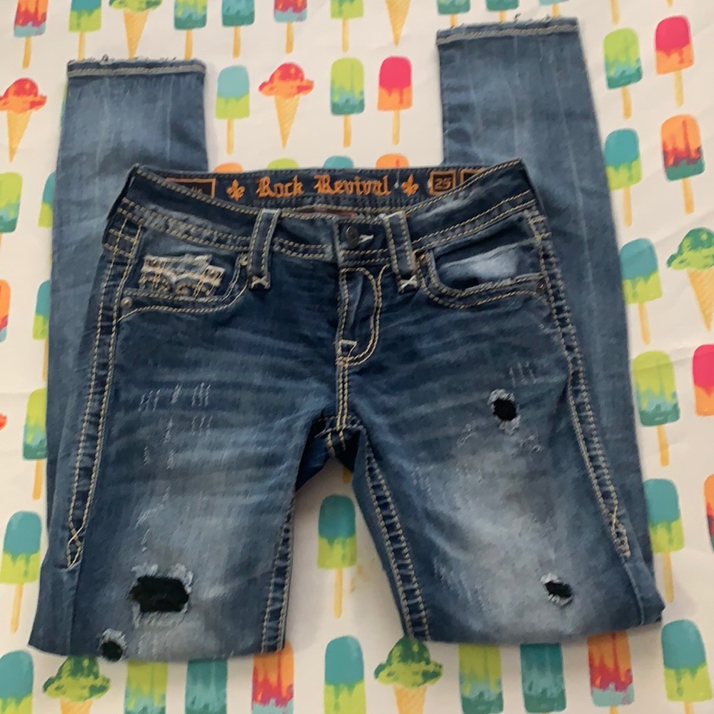 Rock Revival Dalia Skinny Jeans, Size 25 NWOT MAKE AN OFFER!!! Will sell fast